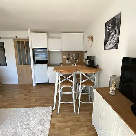 Petit Cocon A 50 M De La Apartmán *