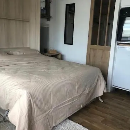 Petit Cocon A 50 M De La Apartmán